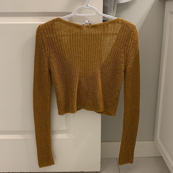 Zara sweater - Picture 2 of 2